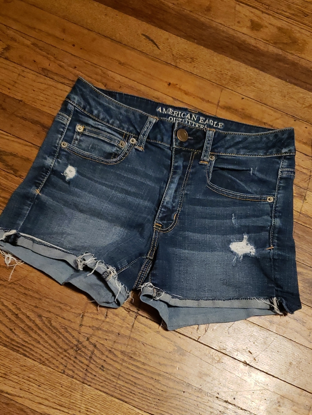 Womens AE short High Rise Shortie Sz6